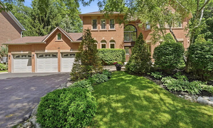 49 Falling Leaf Court