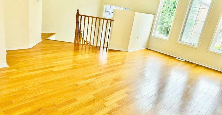 19 Fairlawn Avenue, Markham, ON, L6C 2E7 - 2