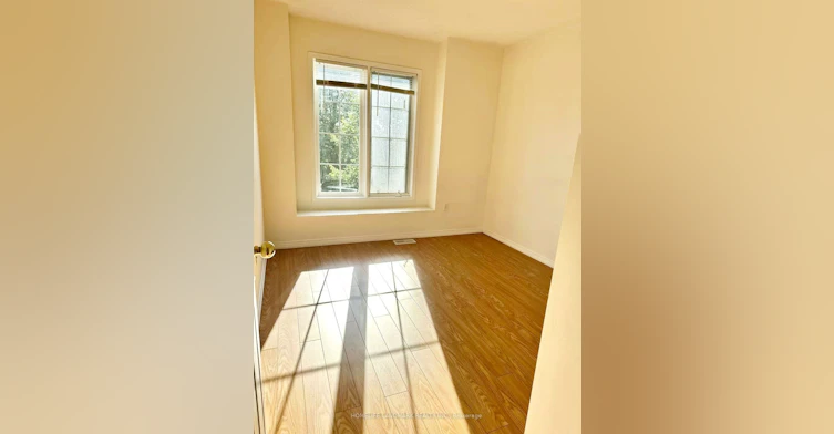 19 Fairlawn Avenue, Markham, ON, L6C 2E7 - 9