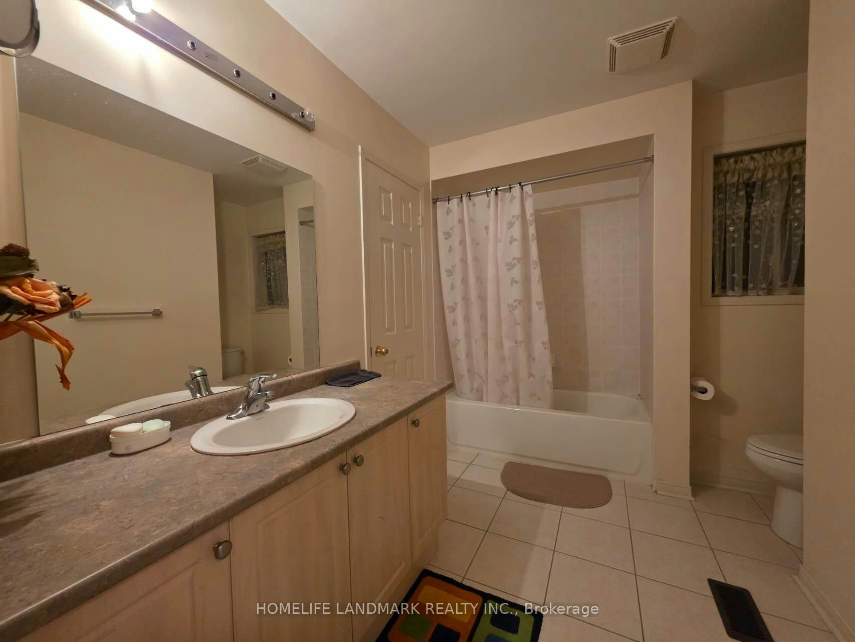 Rooms-22 Maffey Crescent, Richmond Hill, ON, L4S 0A7 5