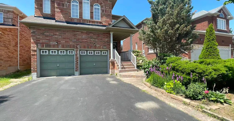 Rooms-22 Maffey Crescent, Richmond Hill, ON, L4S 0A7