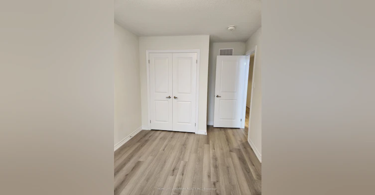 7 Viola Street, East Gwillimbury, ON, L9N 0T6 - 16