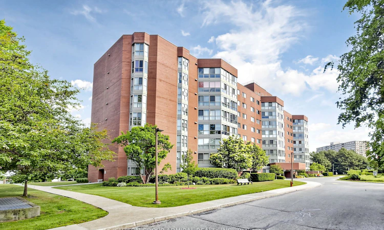 208-5 Weldrick Road W