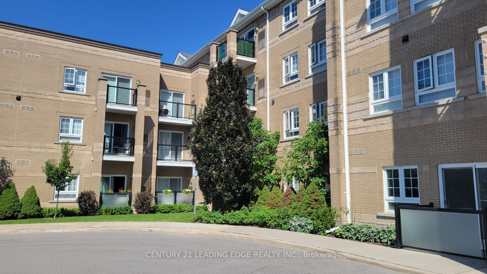 303-481 Rupert Avenue, Whitchurch-Stouffville, ON, L4A 1T7 - 3