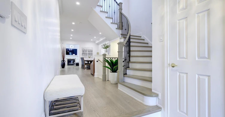 16 Muret Crescent, Vaughan, ON, L6A 4S4 - 4