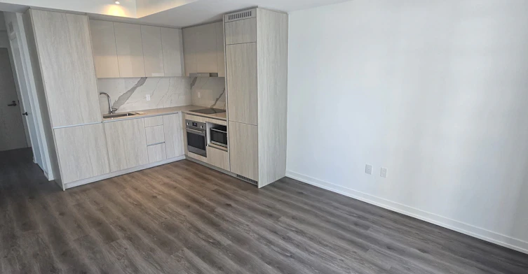 1503-28 Interchange Way, Vaughan, ON, L4K 0P8 - 6