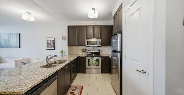 1109-9245 Jane Street, Vaughan, ON, L6A 0J9 - 10