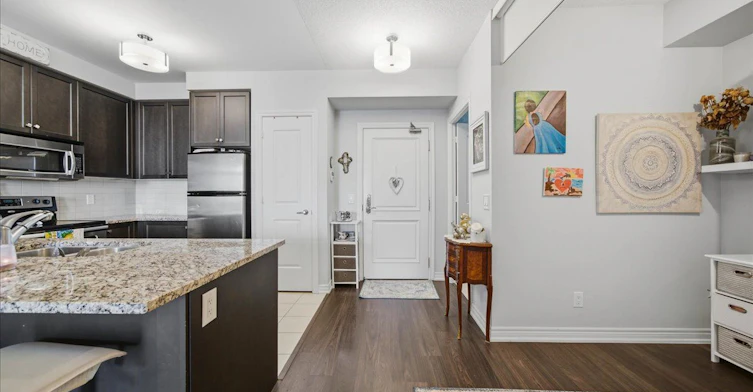 1109-9245 Jane Street, Vaughan, ON, L6A 0J9 - 7