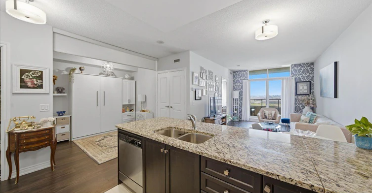 1109-9245 Jane Street, Vaughan, ON, L6A 0J9 - 11