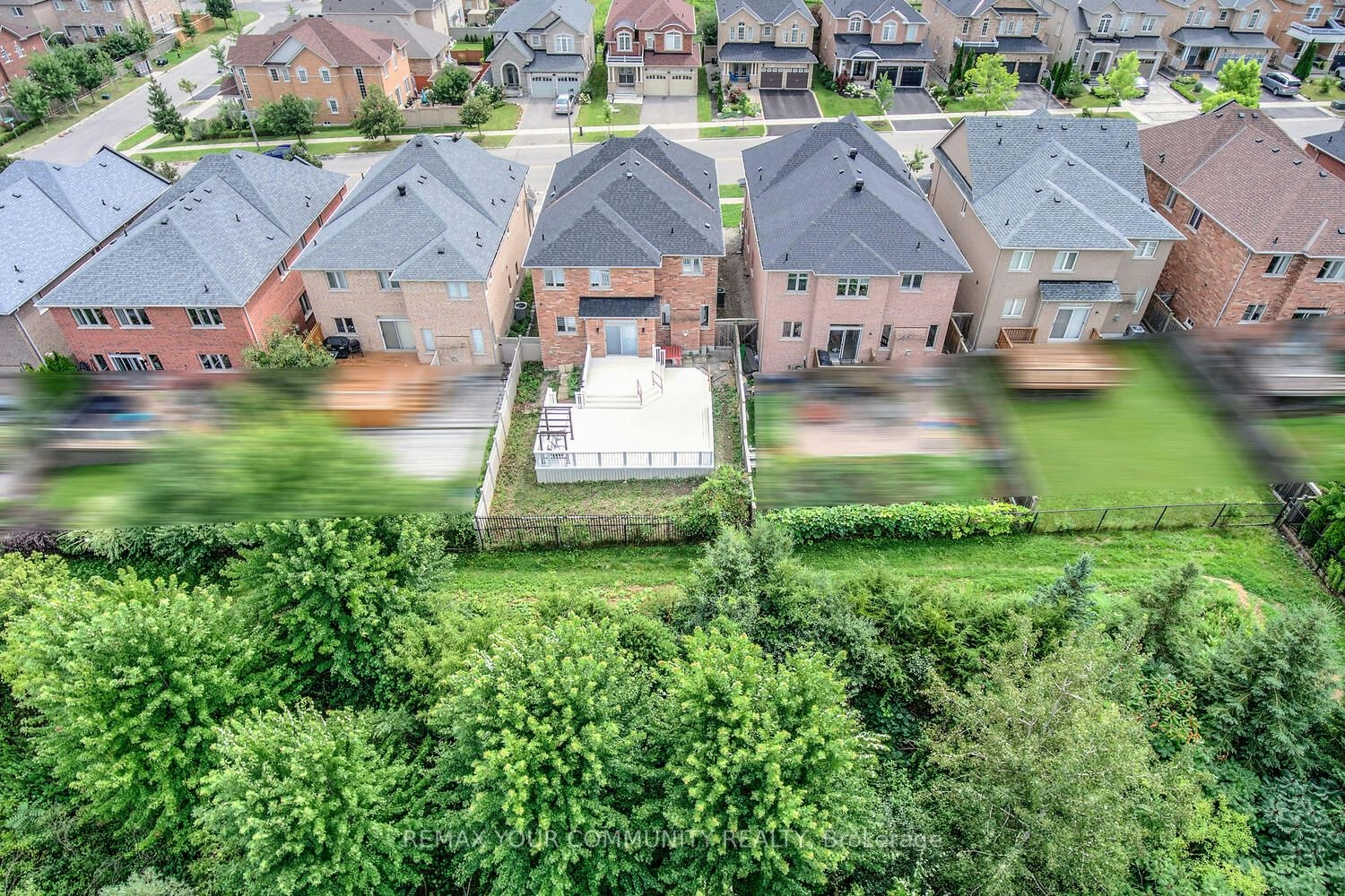 76 Ivy Glen Drive, Vaughan, ON, L6A 0P2 - 2