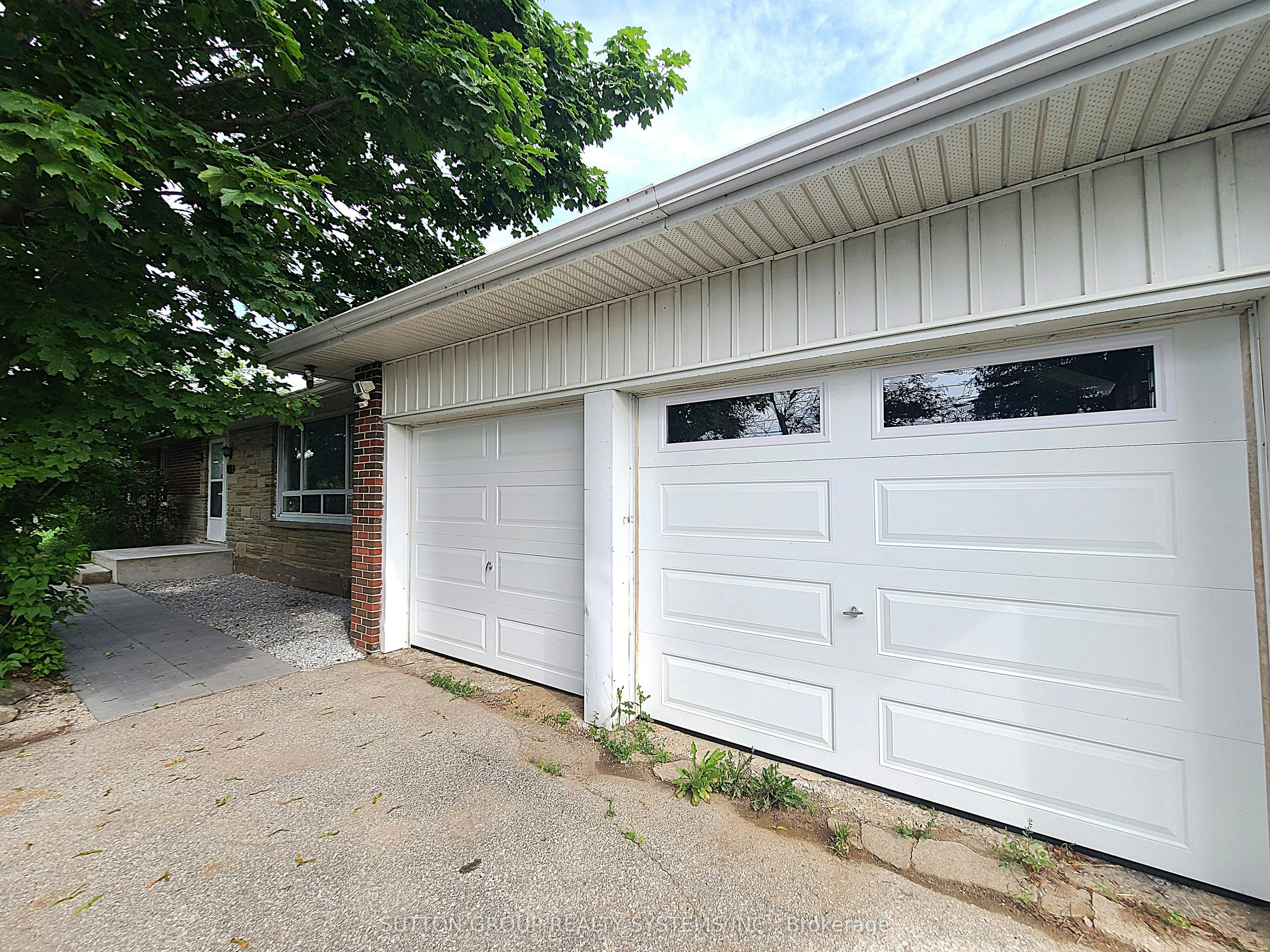 998 King Road, King, ON, L7B 1K5 - 2