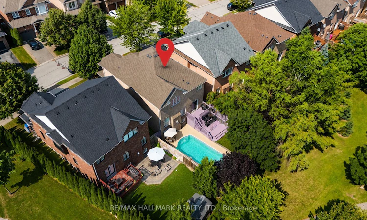 614 Society Crescent