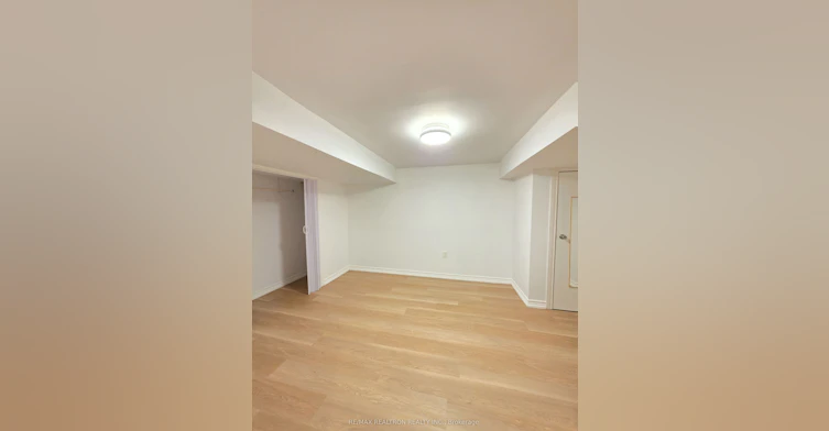 BSMT-72 Ashton Road, Newmarket, ON, L3Y 5R5 - 8