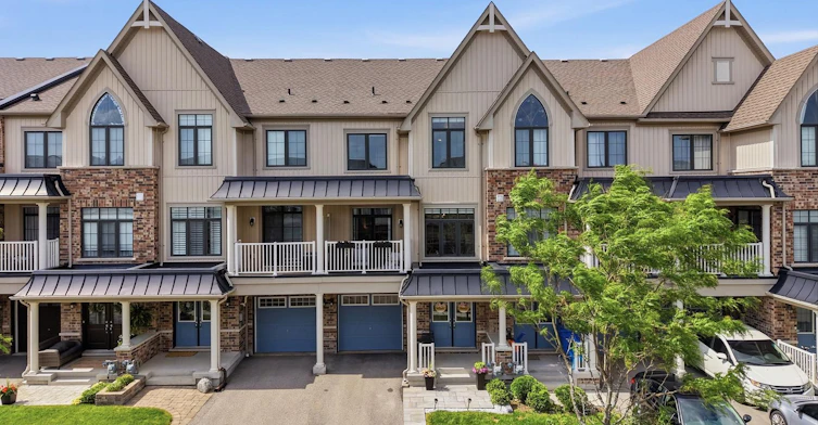 118 Alvin Pegg Drive, East Gwillimbury, ON, L9N 0R7 - 2