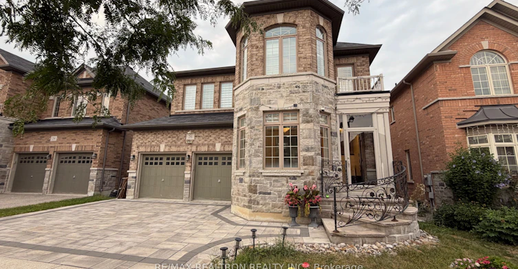 26 Hua Du Avenue, Markham, ON, L6C 0T2 - 26