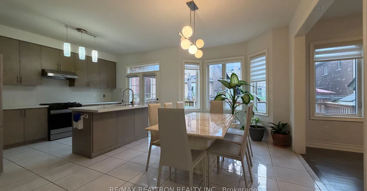 26 Hua Du Avenue, Markham, ON, L6C 0T2 - 9