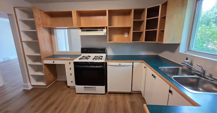 Main-27 Maralim Road, Richmond Hill, ON, L4C 2K6 - 14