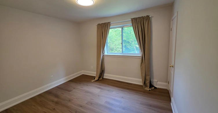 Main-27 Maralim Road, Richmond Hill, ON, L4C 2K6 - 19