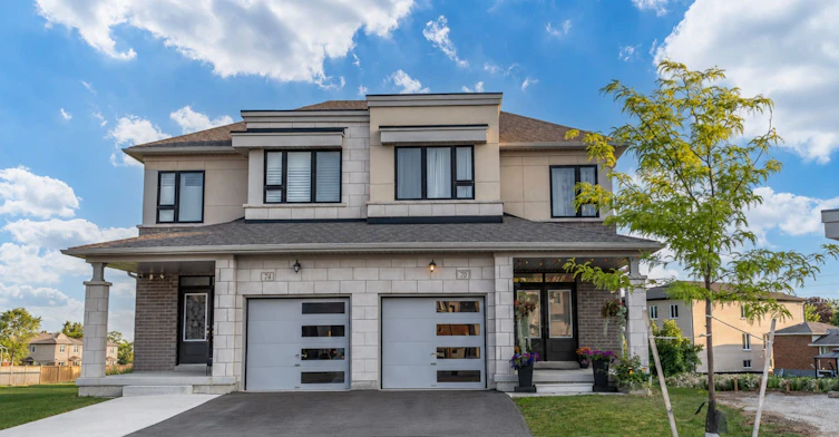 70 Westlake Crescent, Bradford West Gwillimbury, ON, L3Z 4K4
