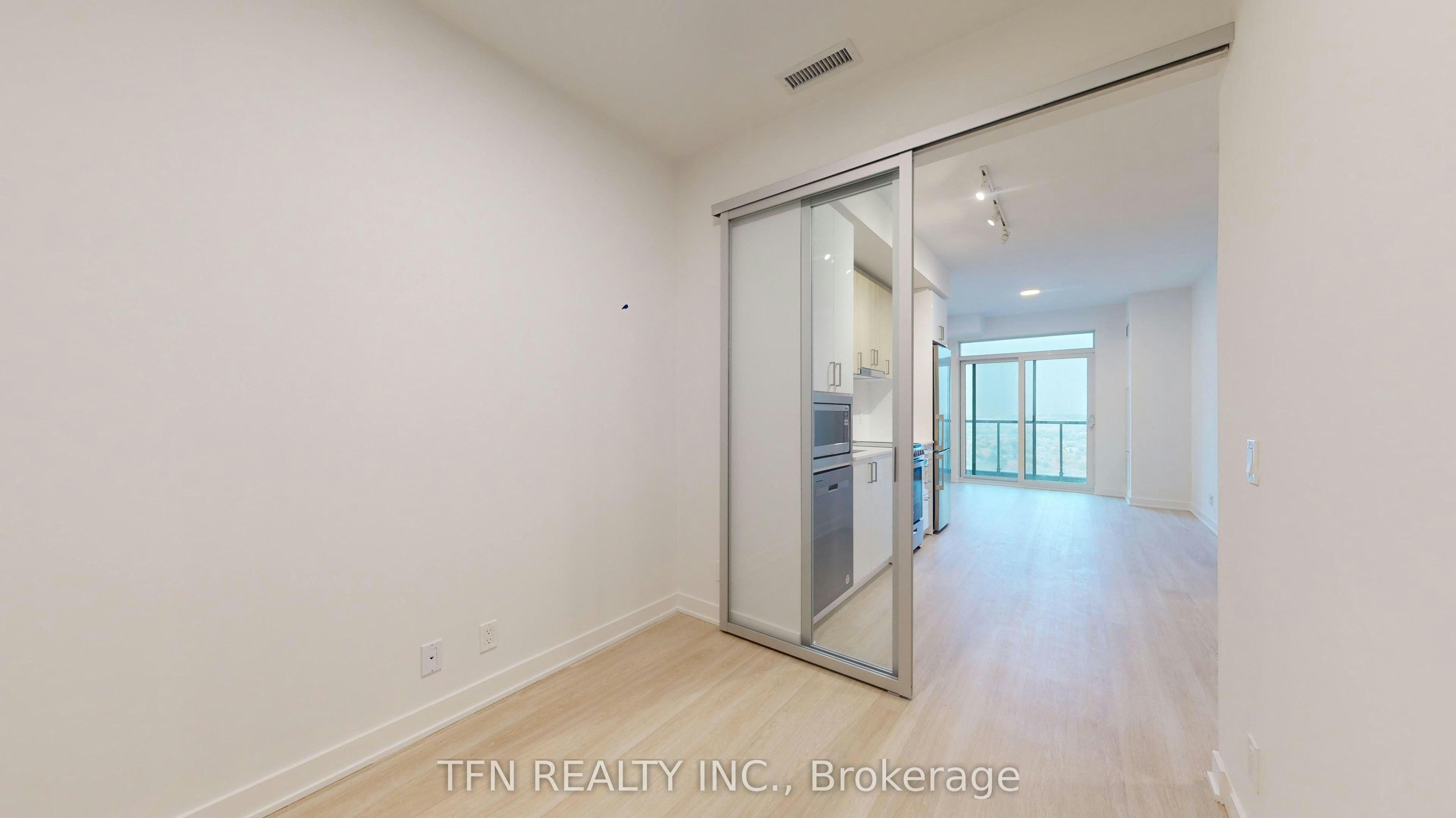 2104-30 Upper Mall Way, Vaughan, ON, L4J 0L7 - 11