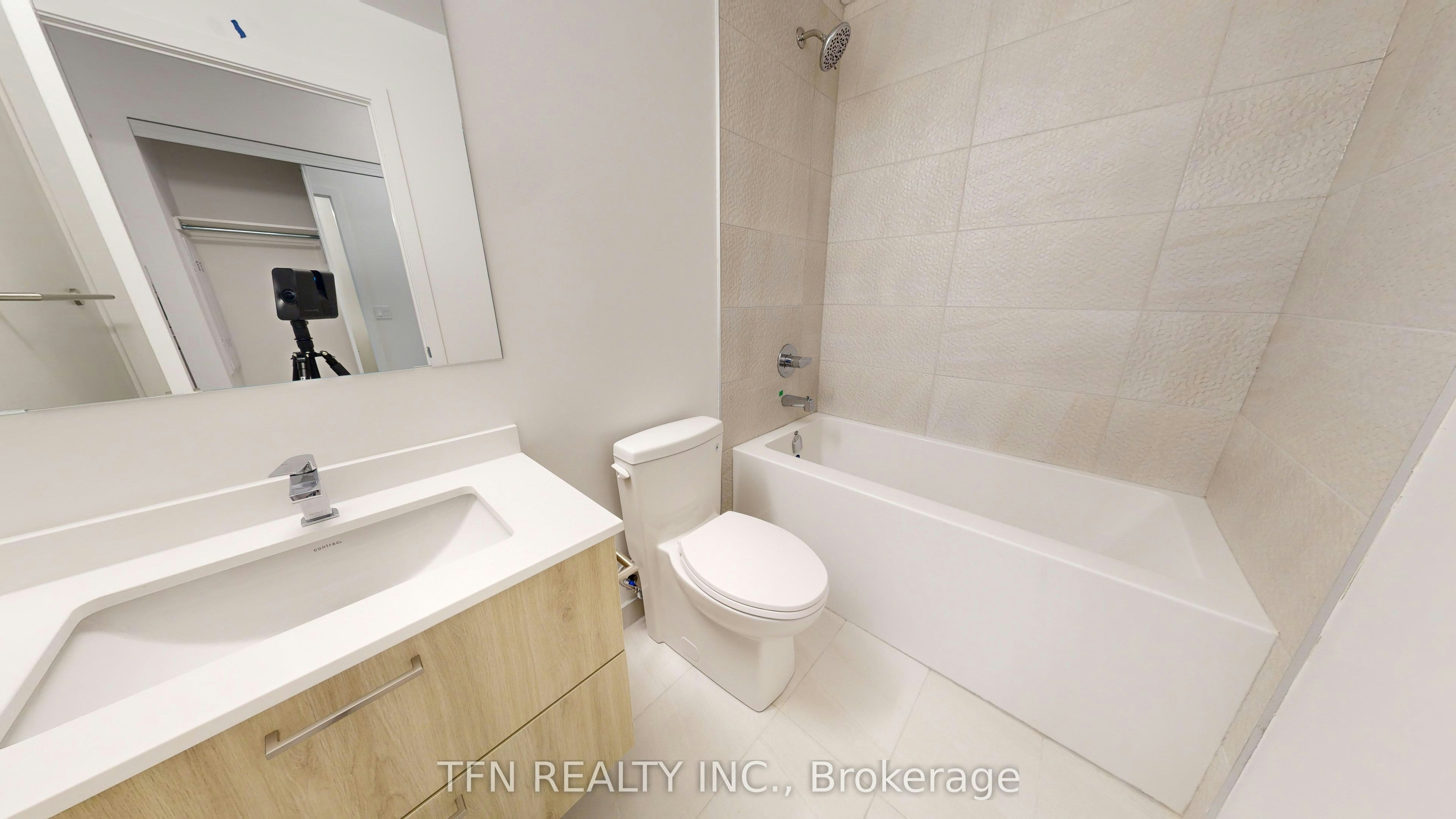 2104-30 Upper Mall Way, Vaughan, ON, L4J 0L7 - 17
