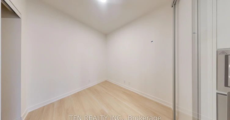 2104-30 Upper Mall Way, Vaughan, ON, L4J 0L7 - 8