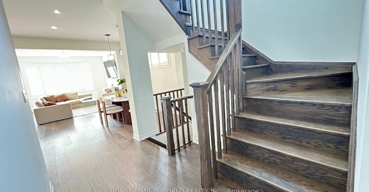 46 Major Crescent, Aurora, ON, L4G 0X5 - 19