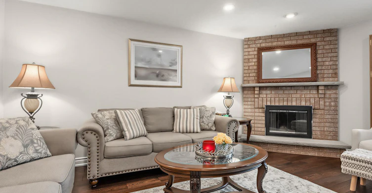 93 Downing Boulevard, Vaughan, ON, L4J 7N5 - 7