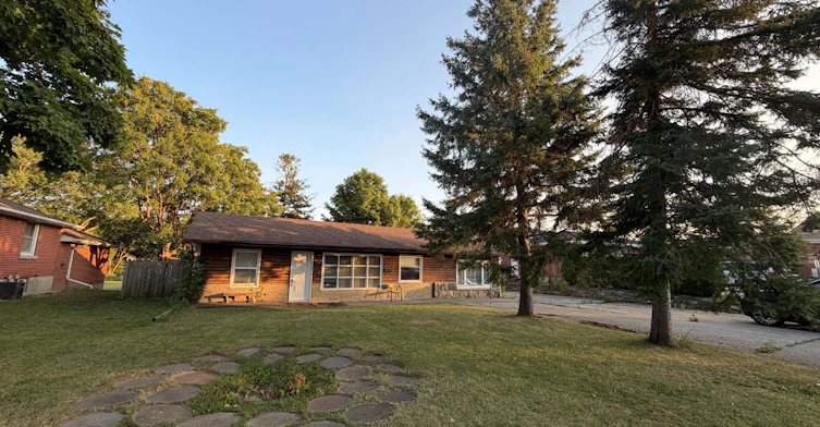 11 Railway Street, Vaughan, ON, L6A 1P6
