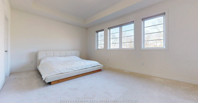 56 Charles White Court, East Gwillimbury, ON, L0G 1V0 - 13