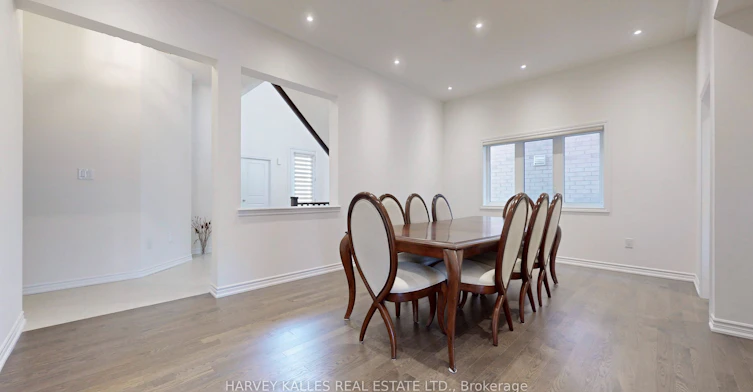 56 Charles White Court, East Gwillimbury, ON, L0G 1V0 - 5