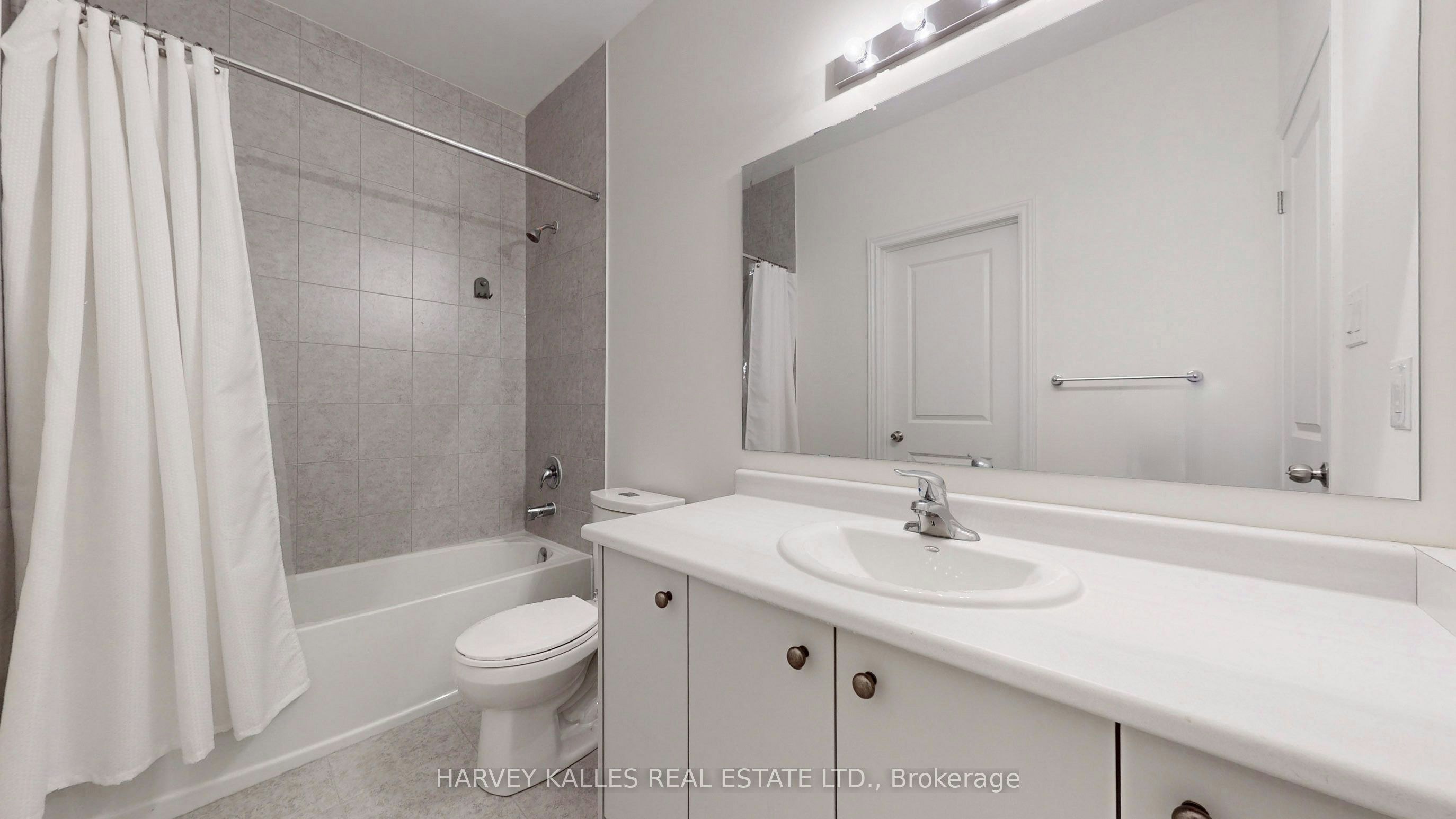 56 Charles White Court, East Gwillimbury, ON, L0G 1V0 - 18
