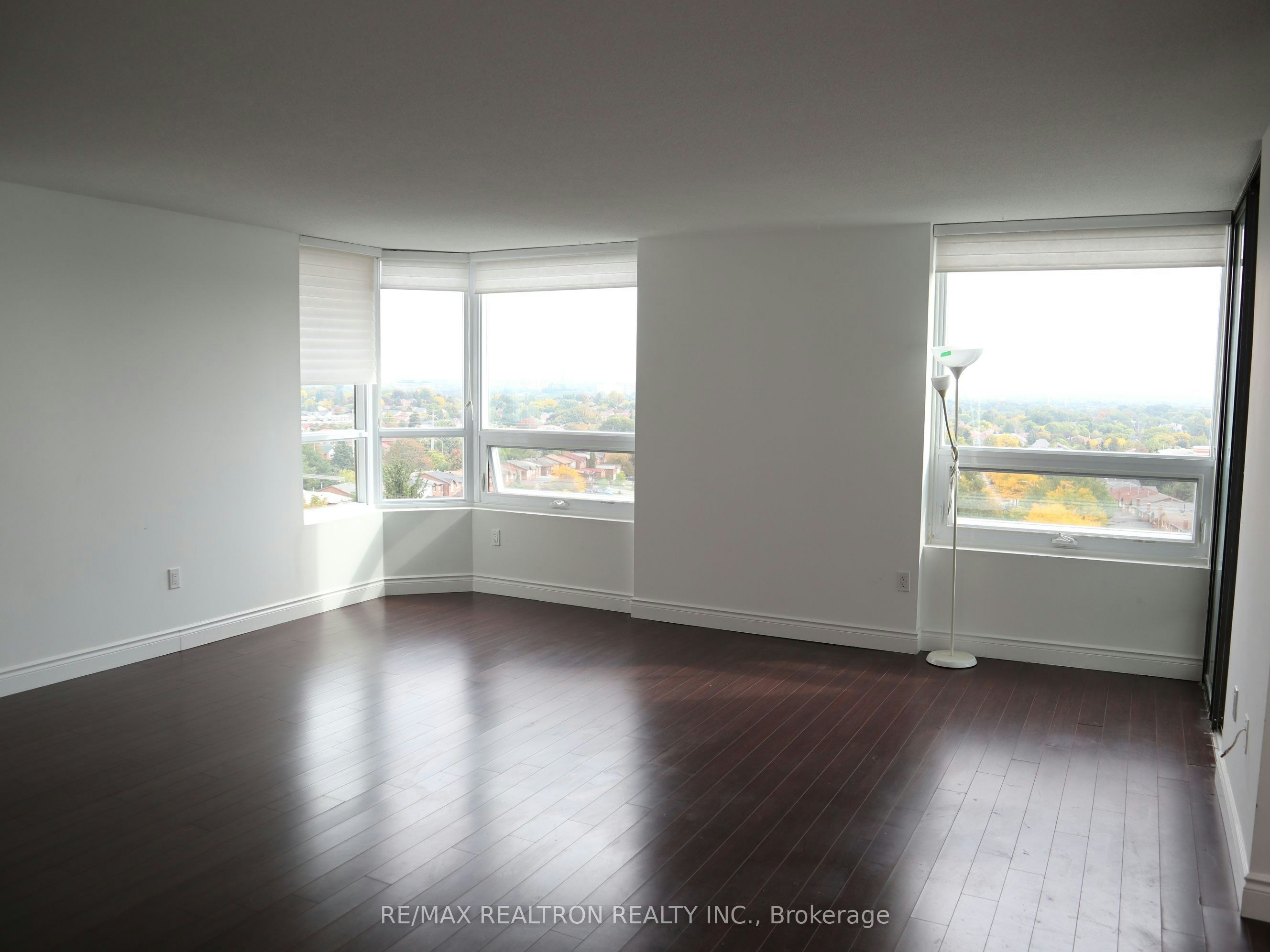 804-7601 Bathurst Street, Vaughan, ON, L4J 4H5 - 9