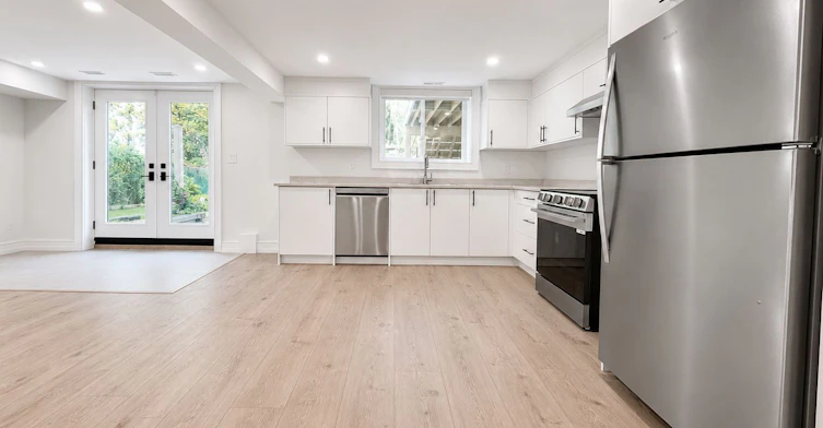 BSMT-969 Wildwood Drive, Newmarket, ON, L3Y 2B4 - 9