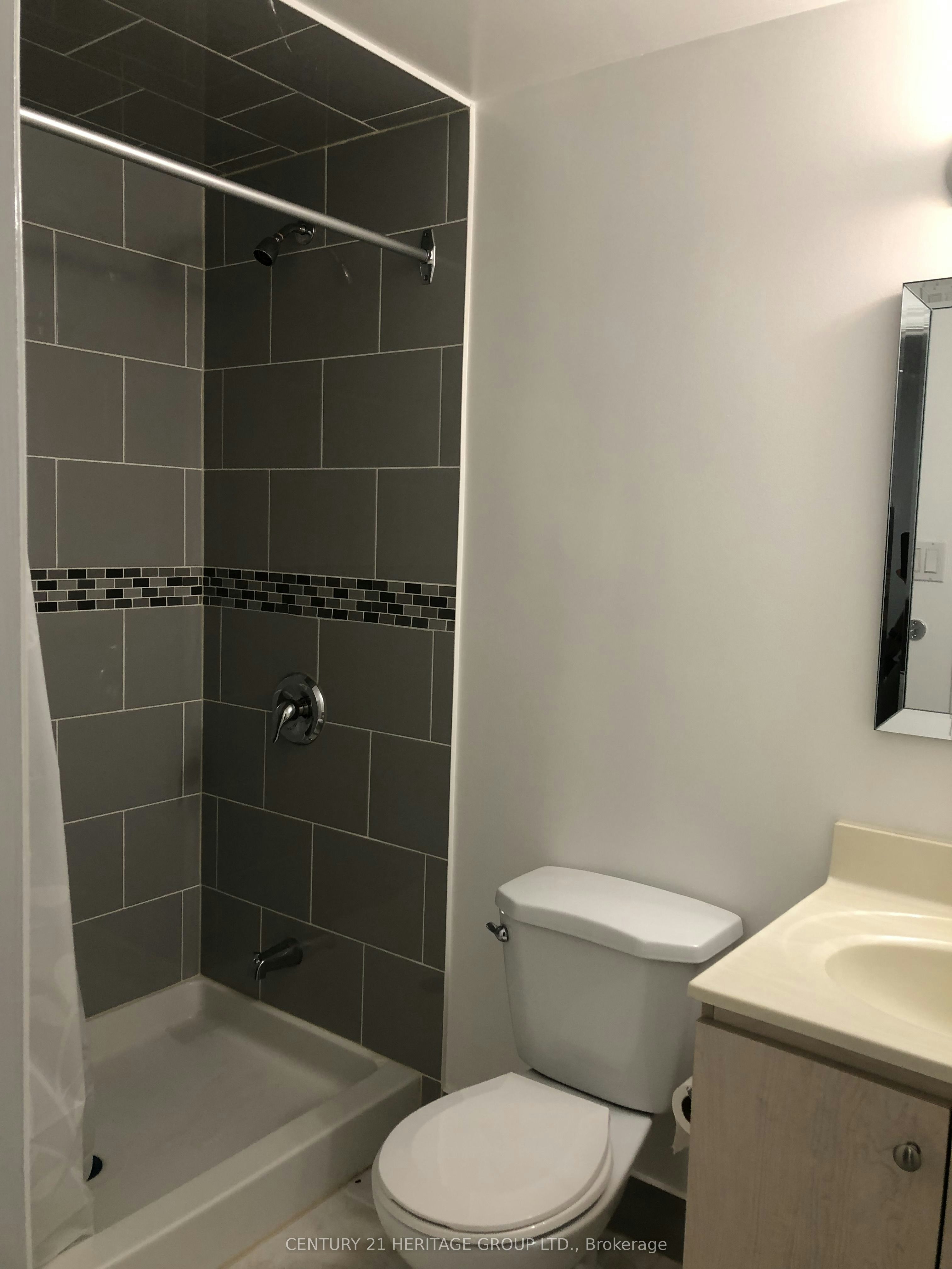Apt 1 Bdrm 2-16 Cartmel Drive, Markham, ON, L3S 1T8 - 7