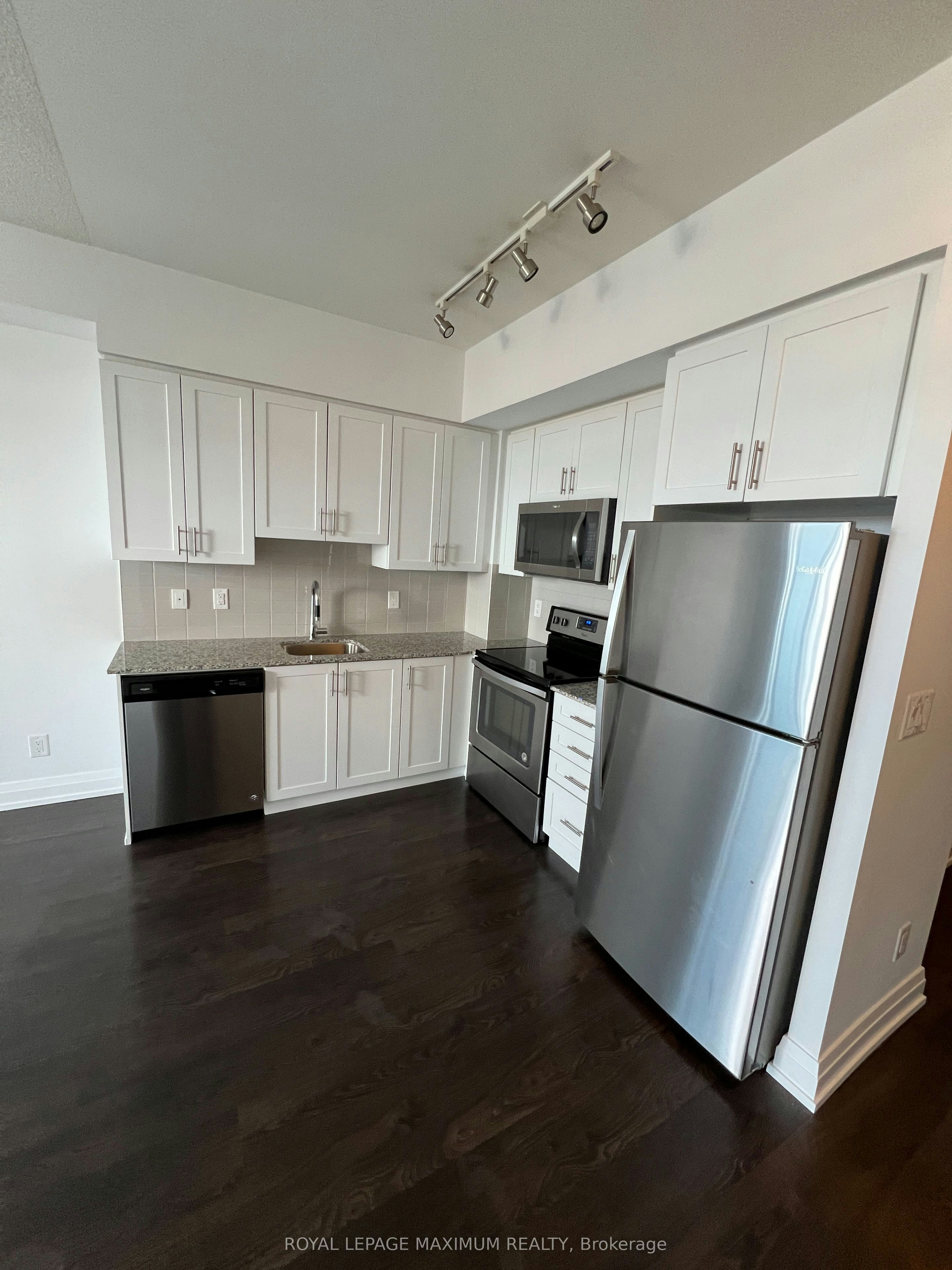2809-3700 Highway 7 Road, Vaughan, ON, L4L 0G8 - 5