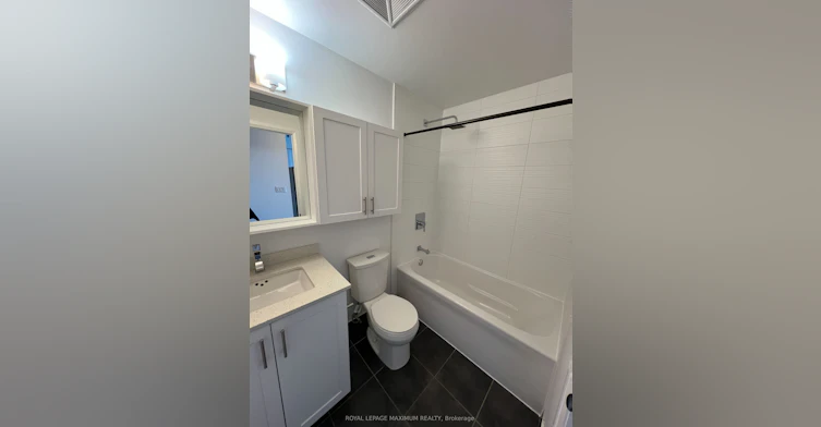 2809-3700 Highway 7 Road, Vaughan, ON, L4L 0G8 - 10