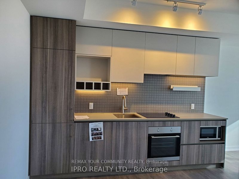 4111-5 Buttermill Avenue, Vaughan, ON, L4K 0J5 - 14