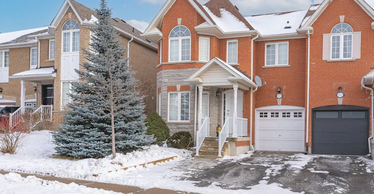 BSMT-353 Wood Duck Lane, Newmarket, ON, L3X 2X8 - 2