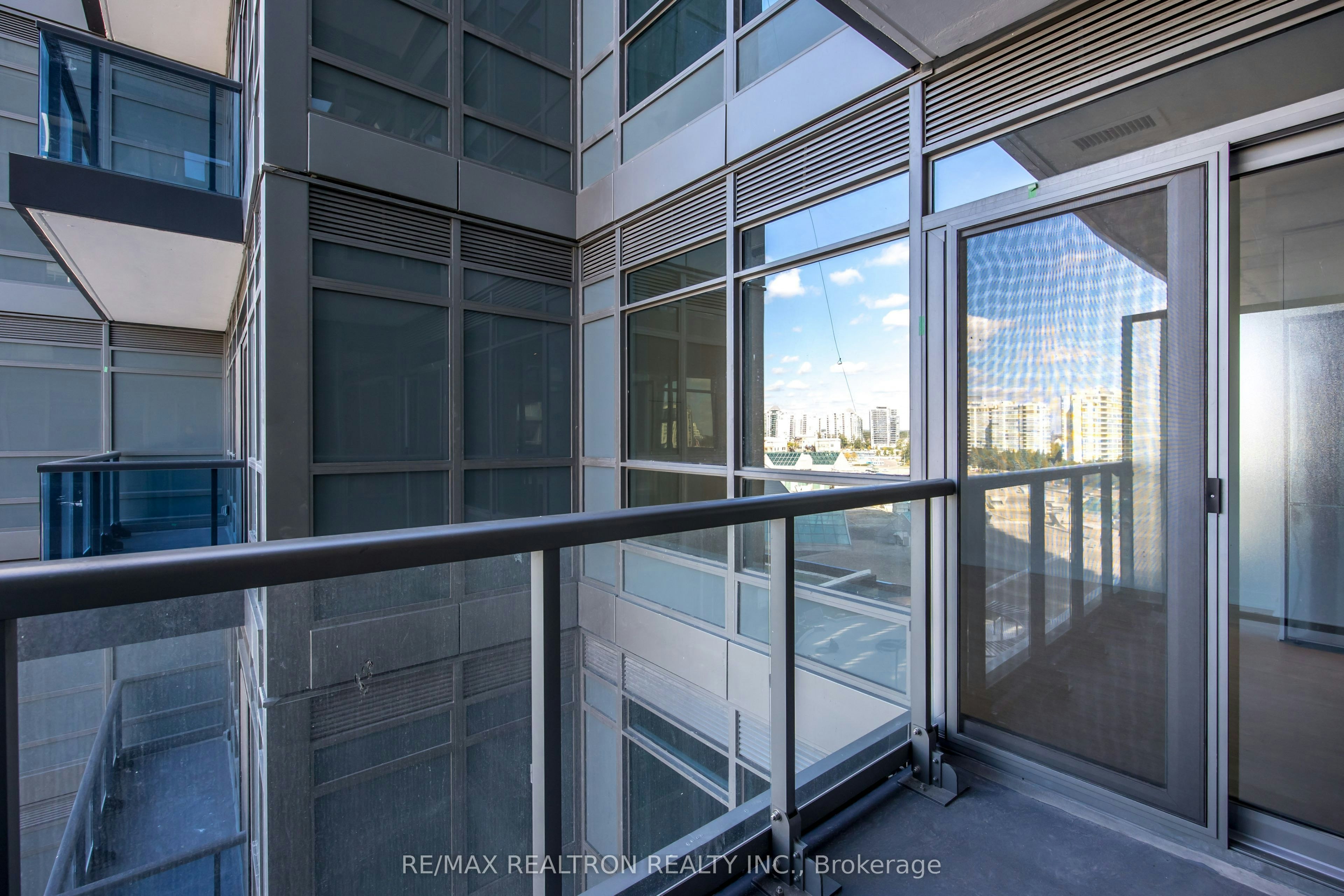 A-620-30 Upper Mall Way, Vaughan, ON, L4J 0L7 - 23
