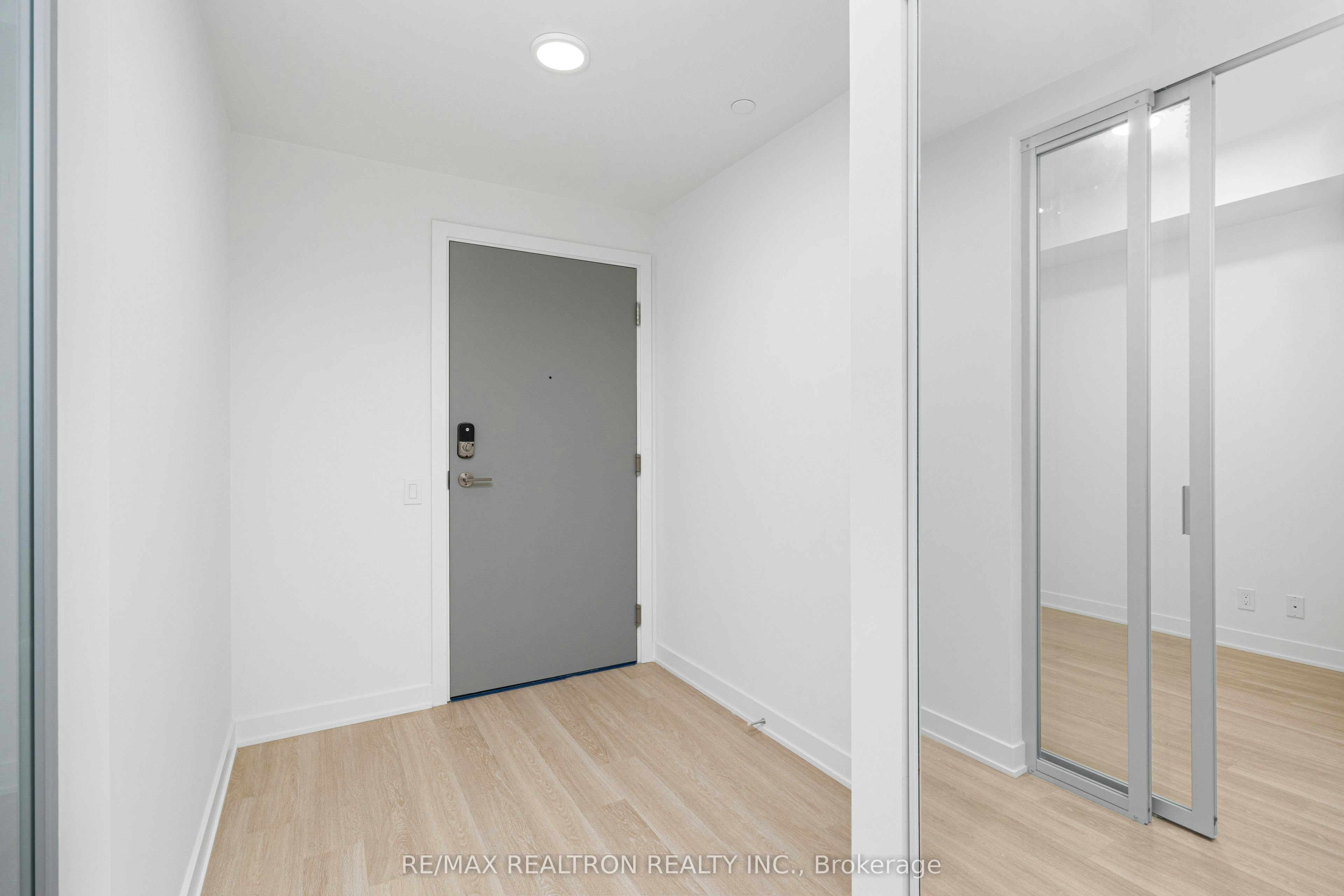 A-620-30 Upper Mall Way, Vaughan, ON, L4J 0L7 - 2