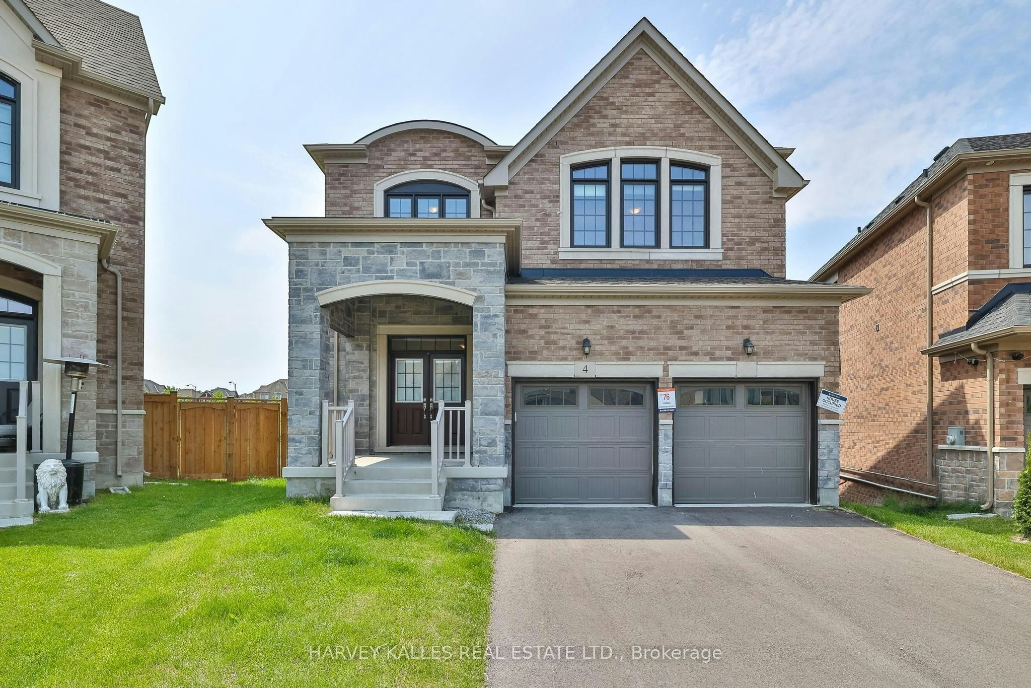 4 Meadow Vista Crescent, East Gwillimbury, ON, L9N 0T4