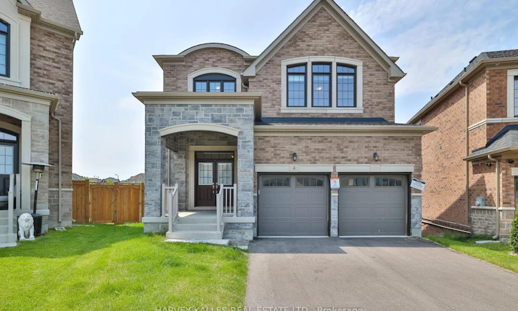 4 Meadow Vista Crescent