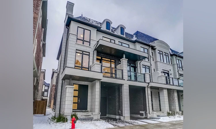 31 Globemaster Lane