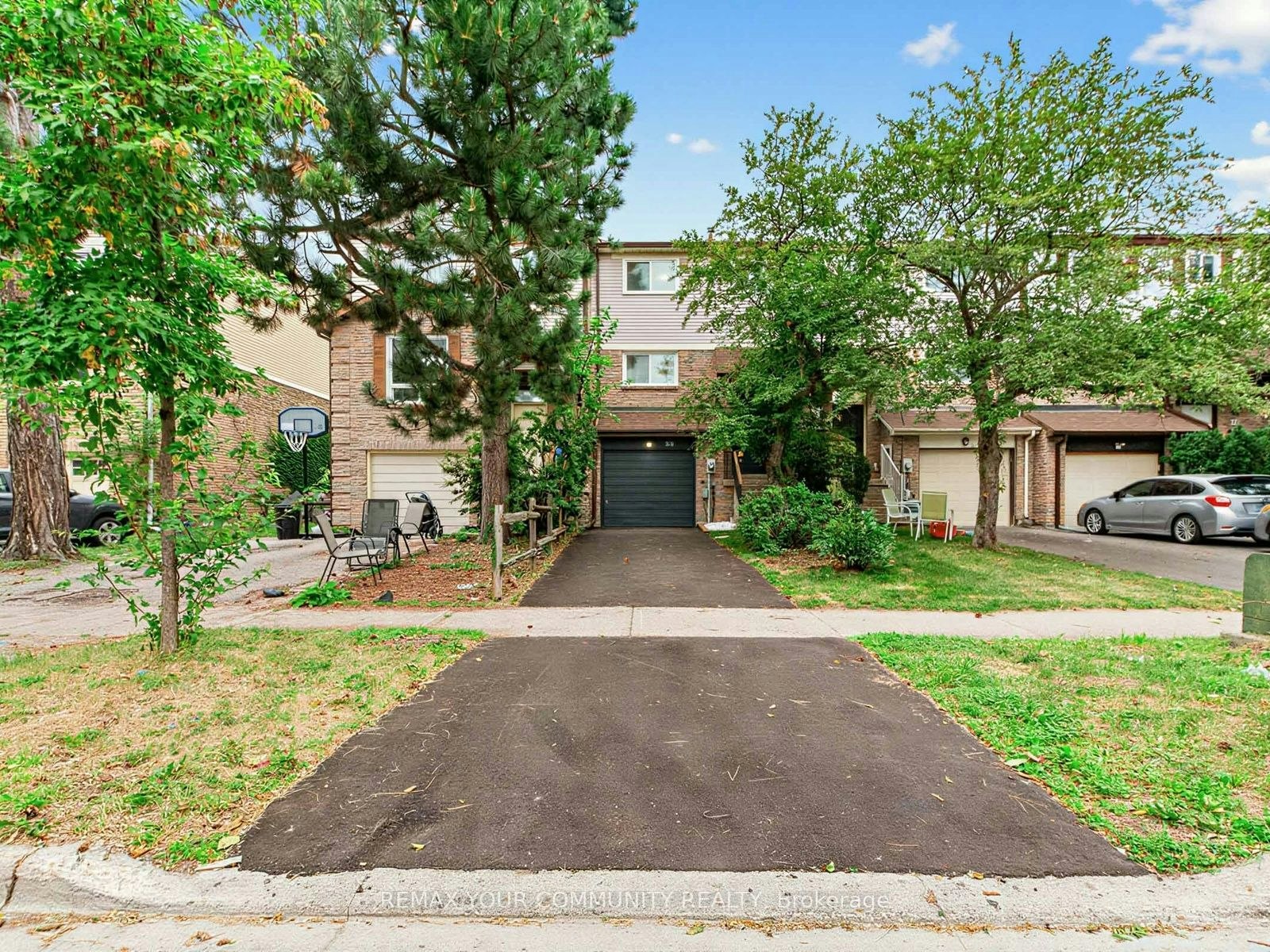 88 Dana Crescent, Vaughan, ON, L4J 2R5
