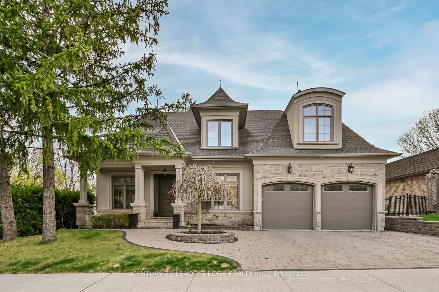 16 Sir Isaac Gate, Markham, ON, L3P 3N8