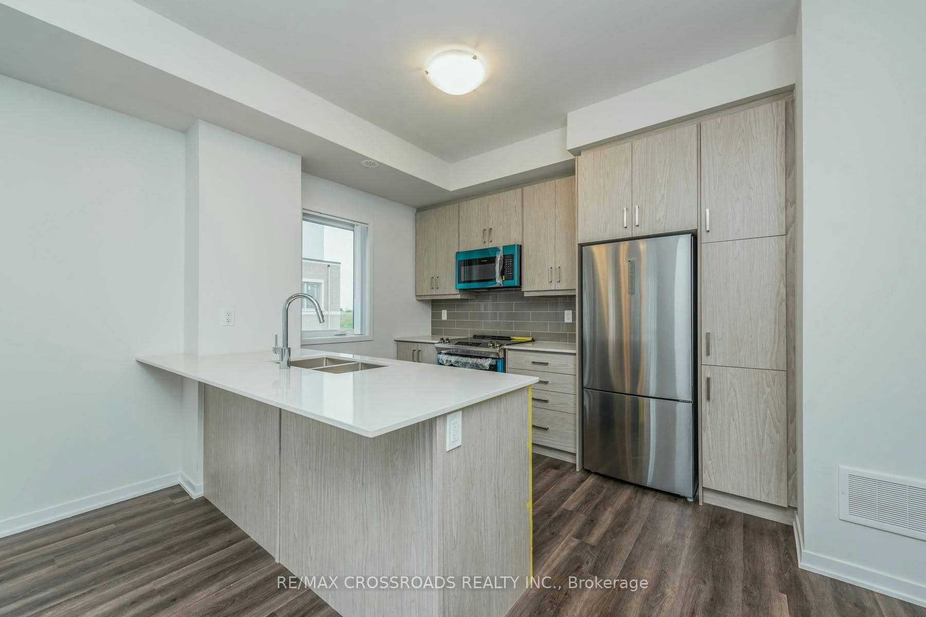 292-140 Honeycrisp Crescent, Vaughan, ON, L4K 0N7 - 7