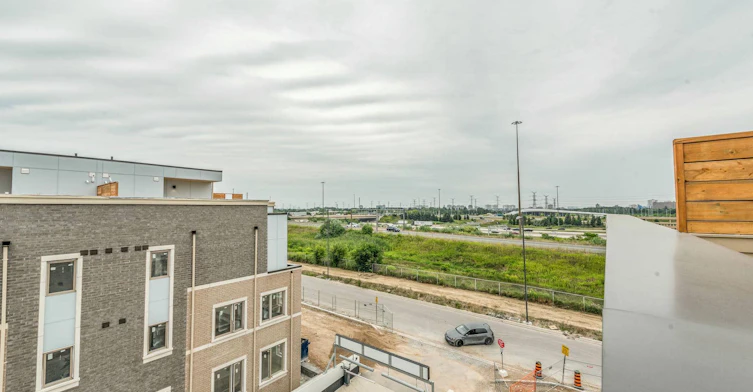 292-140 Honeycrisp Crescent, Vaughan, ON, L4K 0N7 - 33