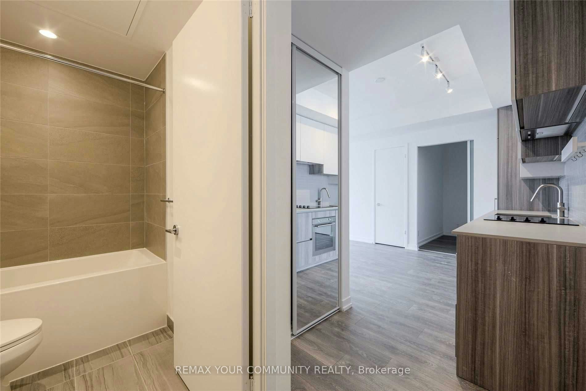 2812-5 Buttermill Avenue, Vaughan, ON, L4K 0J5 - 3