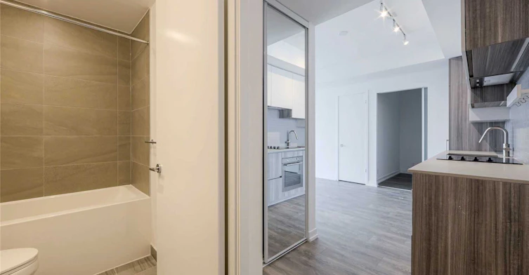 2812-5 Buttermill Avenue, Vaughan, ON, L4K 0J5 - 3